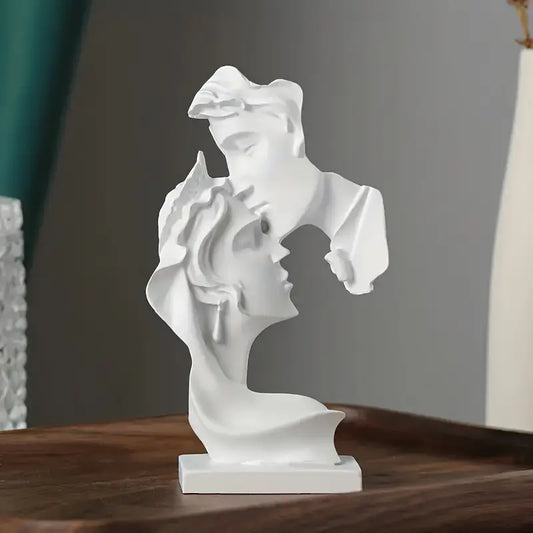 Romantic Kiss Couple Statue Ornament