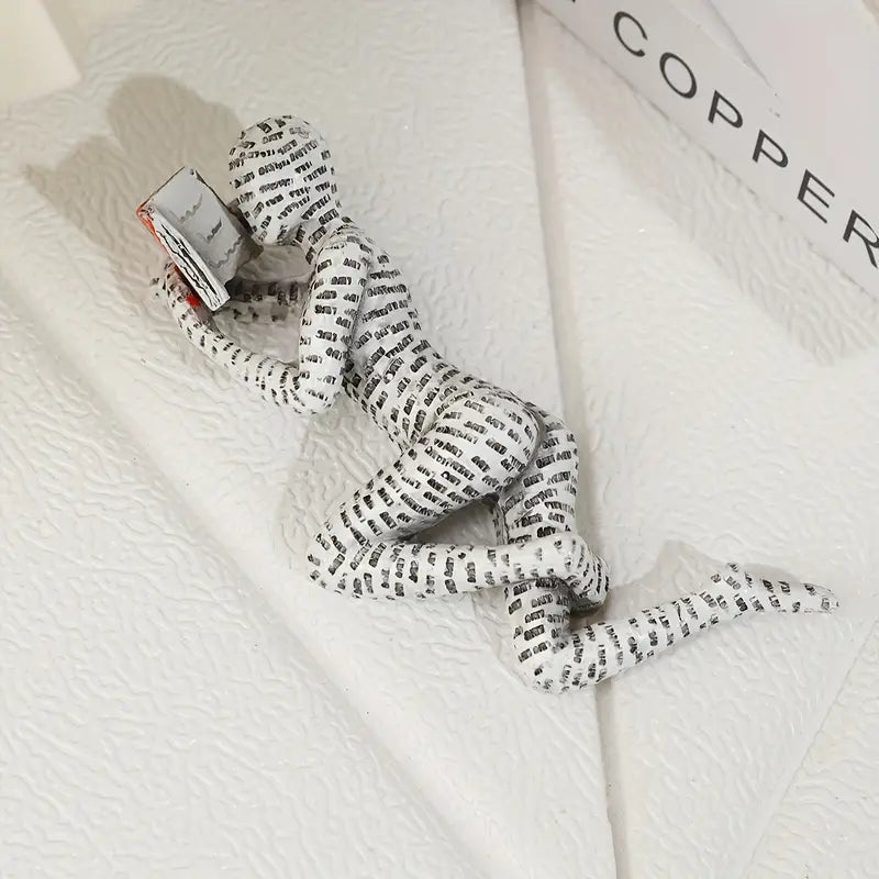 3 PCs Abstract Reading Figure Sculpture Set Ornament